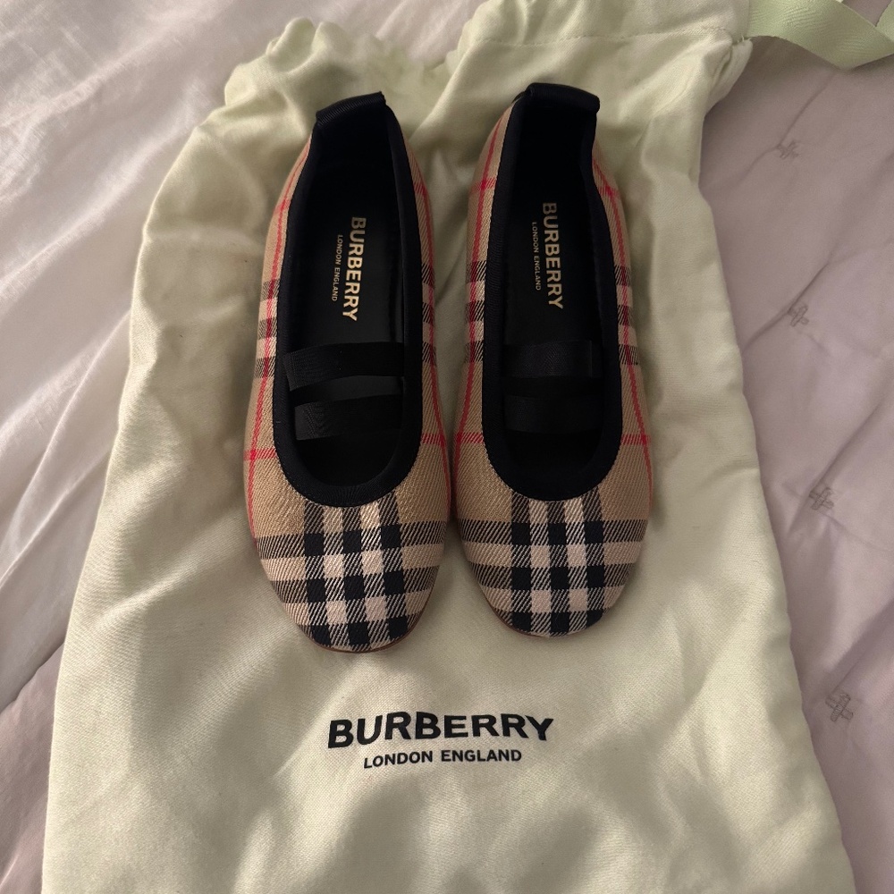 Girls Burberry Flats - size 30